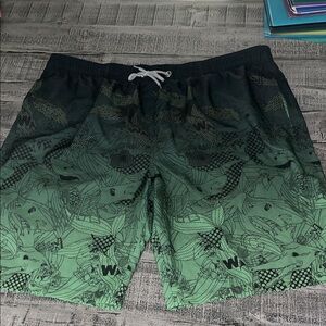 Men’s Green Swim Shorts, 2XL, Lined with pockets, NWOT